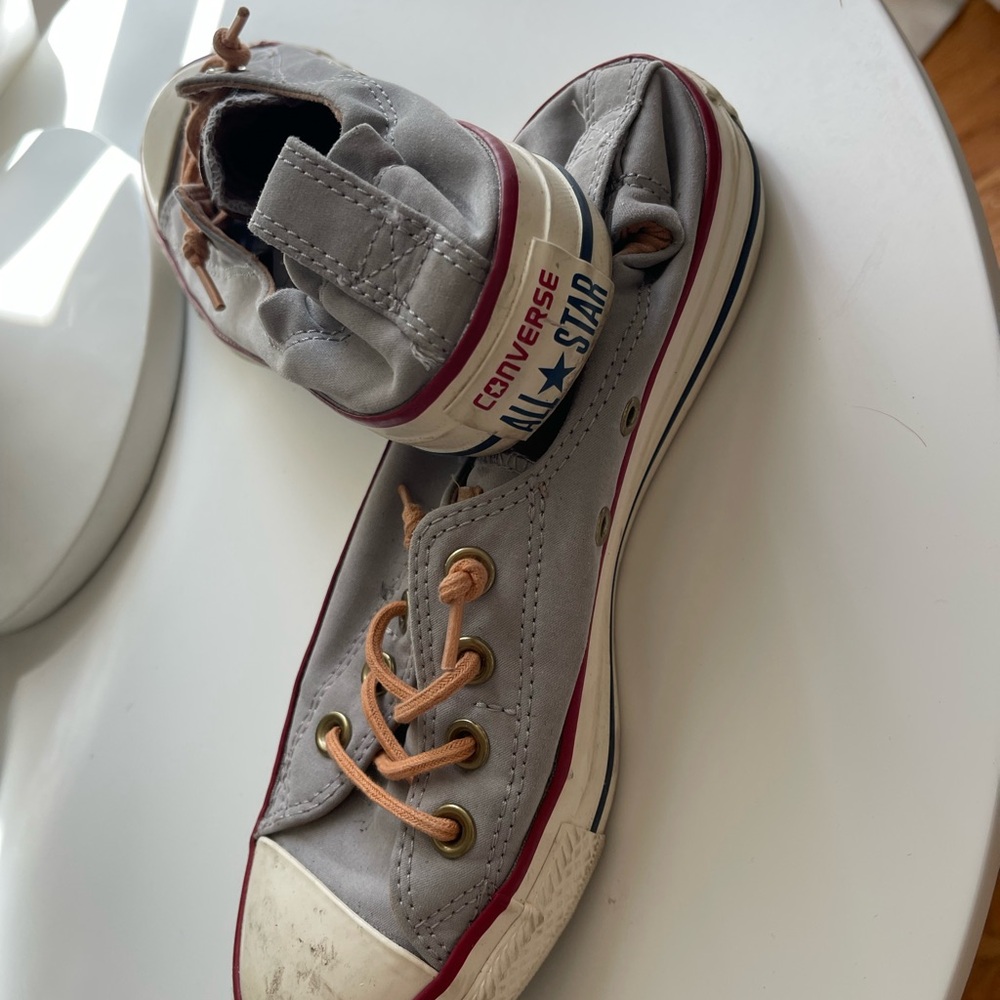 Women Converse Gray